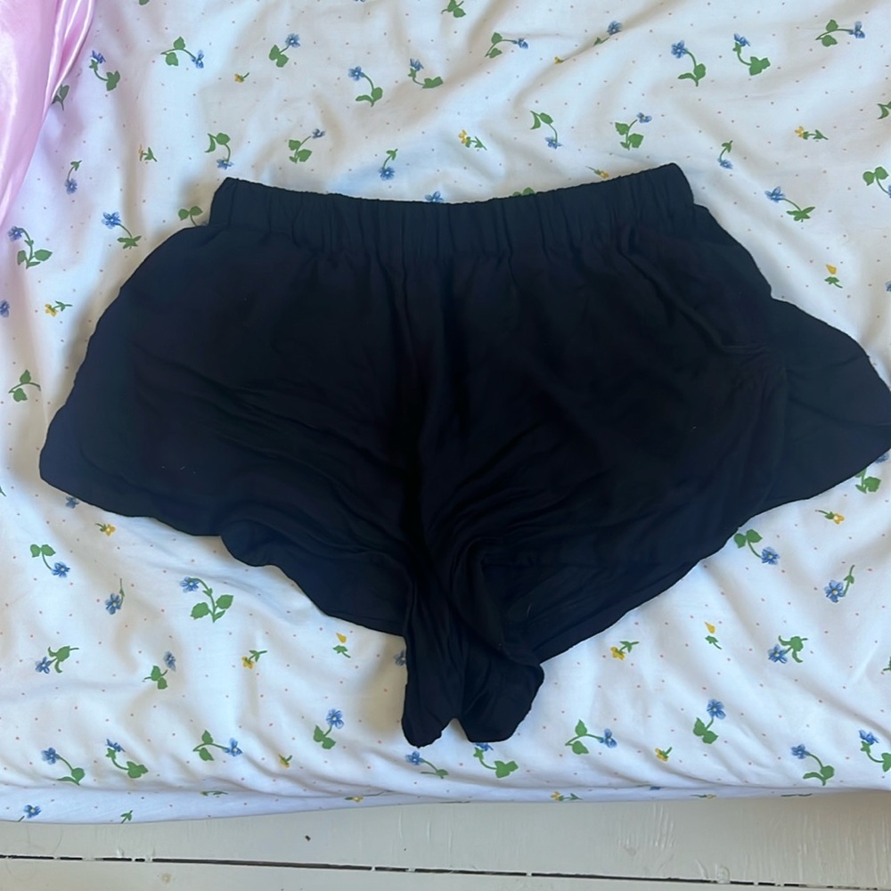 Mikoh black flowy shorts